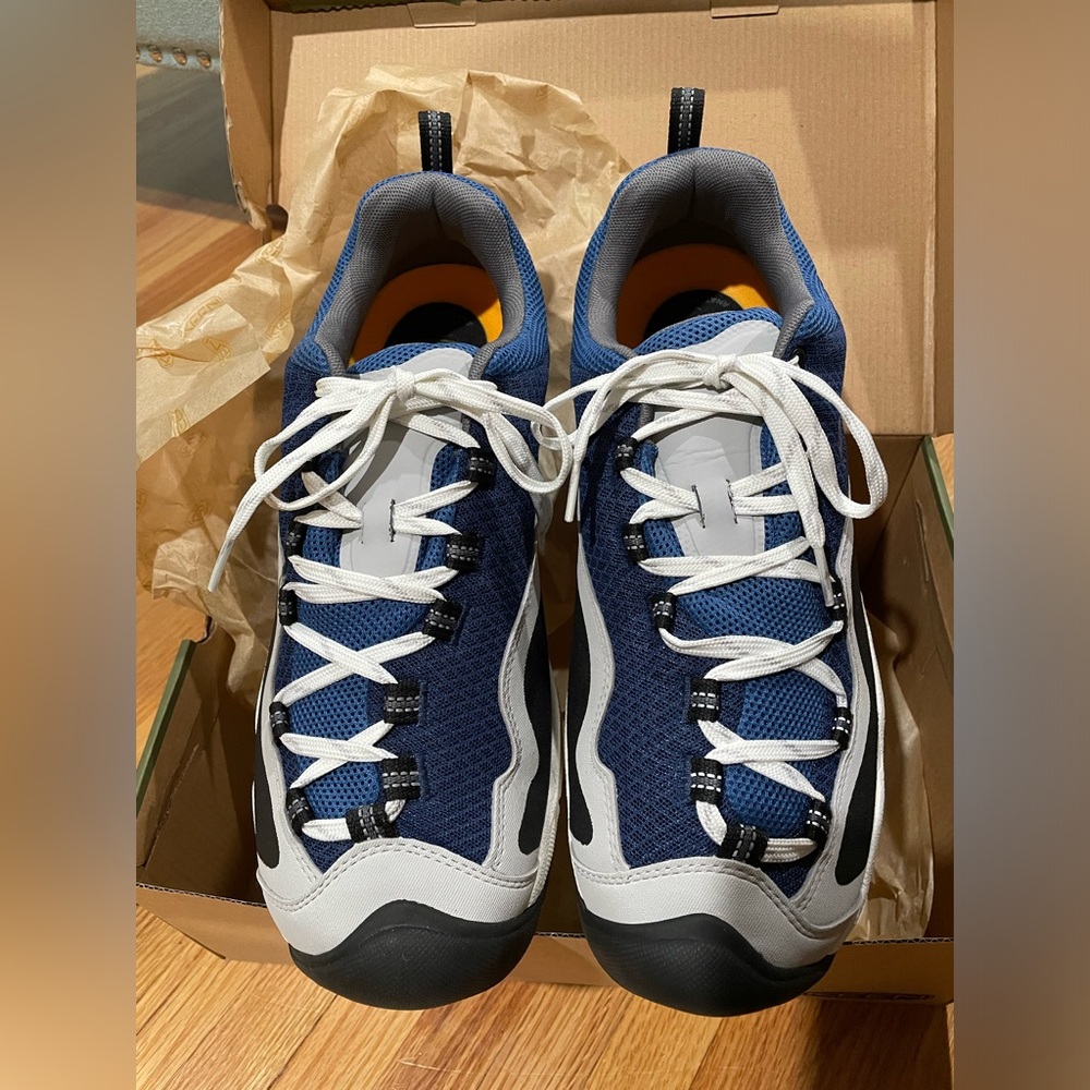 Keen hiking/ walking shoe.
